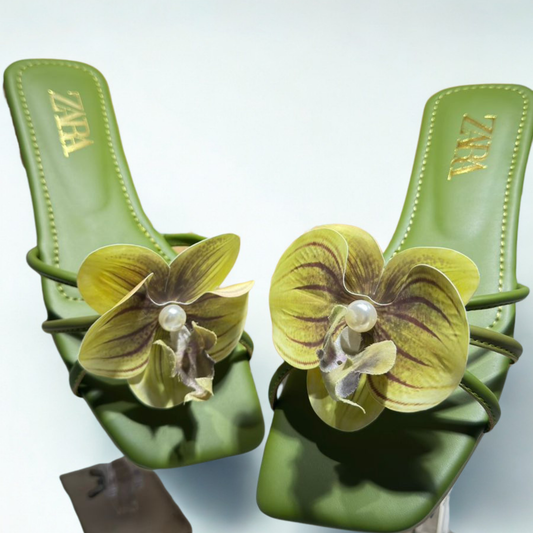 ZARA Black Flats with White & Pink Orchid Flower Detail – Elegant Summer Footwear
