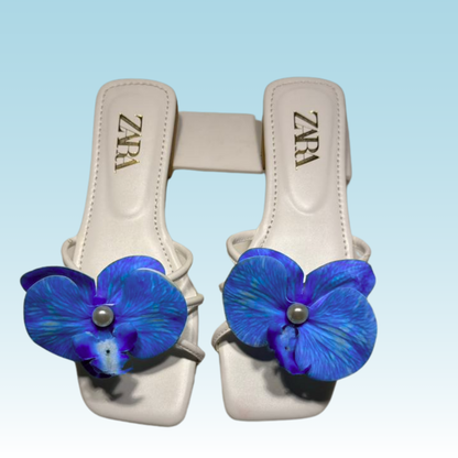 ZARA Black Flats with White & Pink Orchid Flower Detail – Elegant Summer Footwear