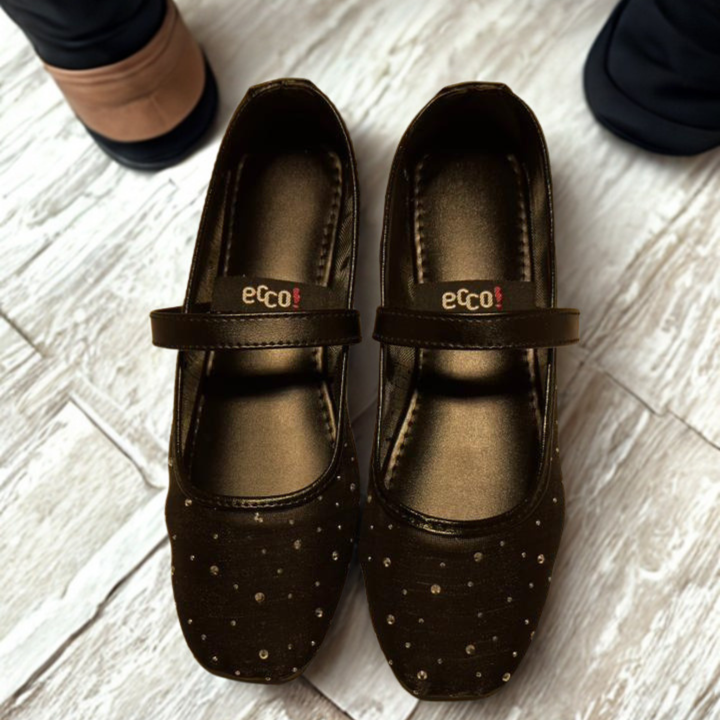 Ecco Beige Ballet Flats for Women – Stylish Polka Dot Design, Comfortable Everyday Wear
