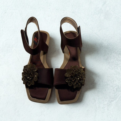 Brown Ankle Strap Sandals with Floral Embellishment – Elegant Women’s Casual Footwear